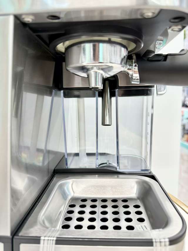 The export appliance minMAX1319 coffee machine is a multi-functional helper in the home kitchen detail image 4