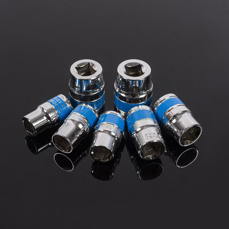 The manufacturer produces a 4-centimeter universal socket hexagon socket combination set with a mirror finish and blue ribbon, which is electric Application Scenario