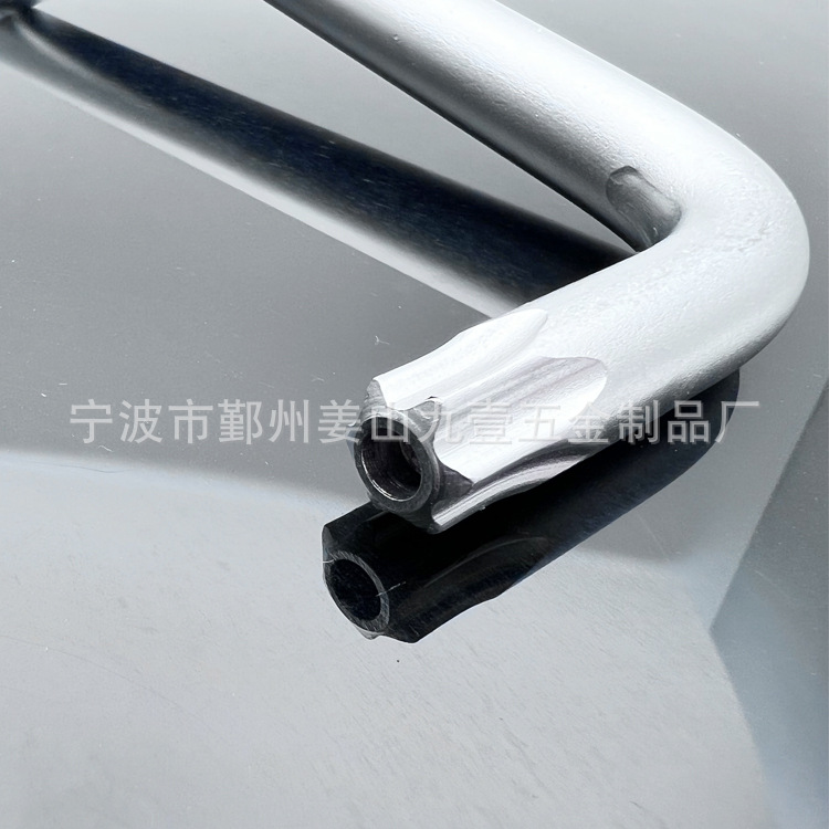 T55 industrial automotive maintenance box wrench is compatible with M12 screw extension wrench, mid-hole cross-shaped hexagonal L-shaped wrench Application Scenario
