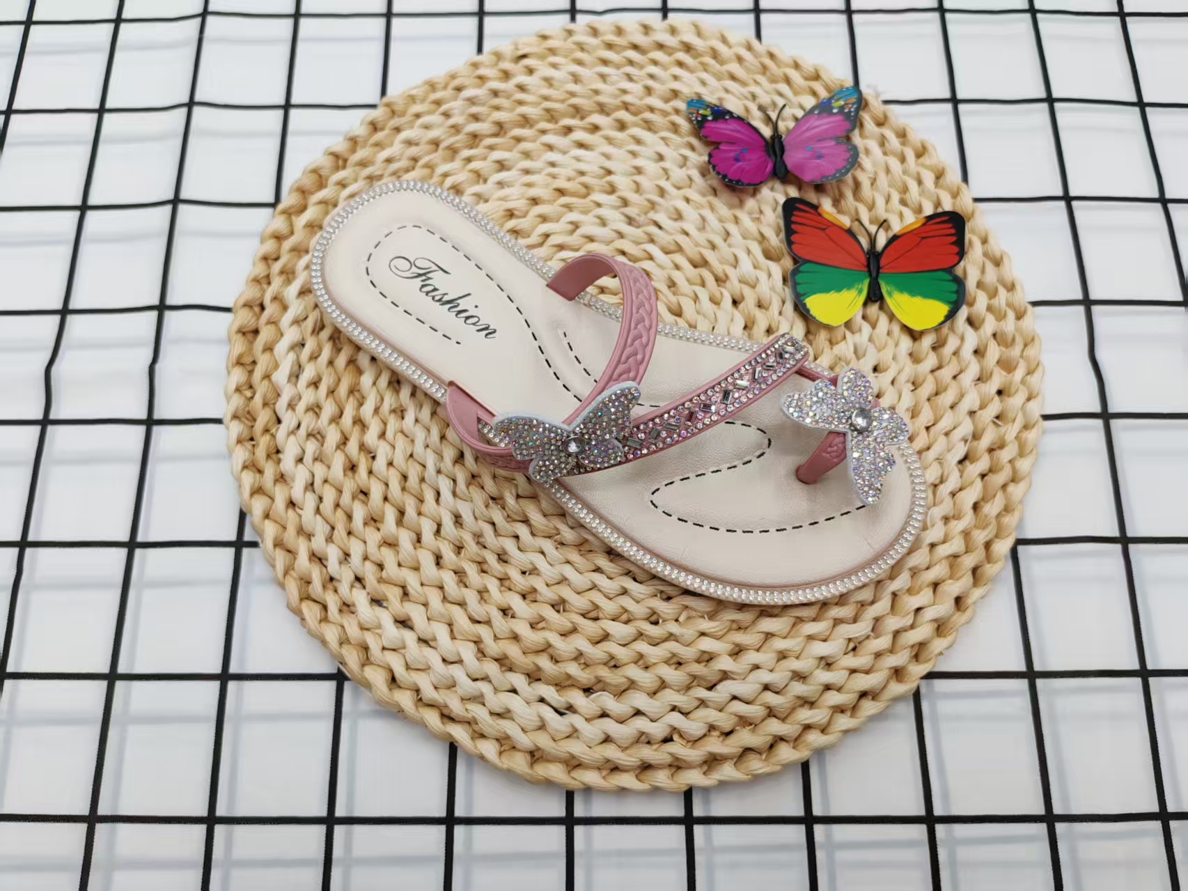 Super popular women's summer 2025 new fairy style high-end fashion flat slippers details Picture