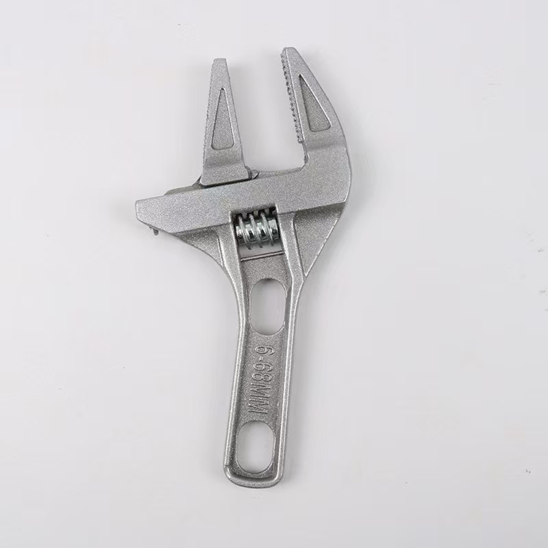 The manufacturer wholesals a large quantity of alloy bathroom wrenches, 6-68mm large-opening aluminum alloy short-handle adjustable plumbing wrenches undefined