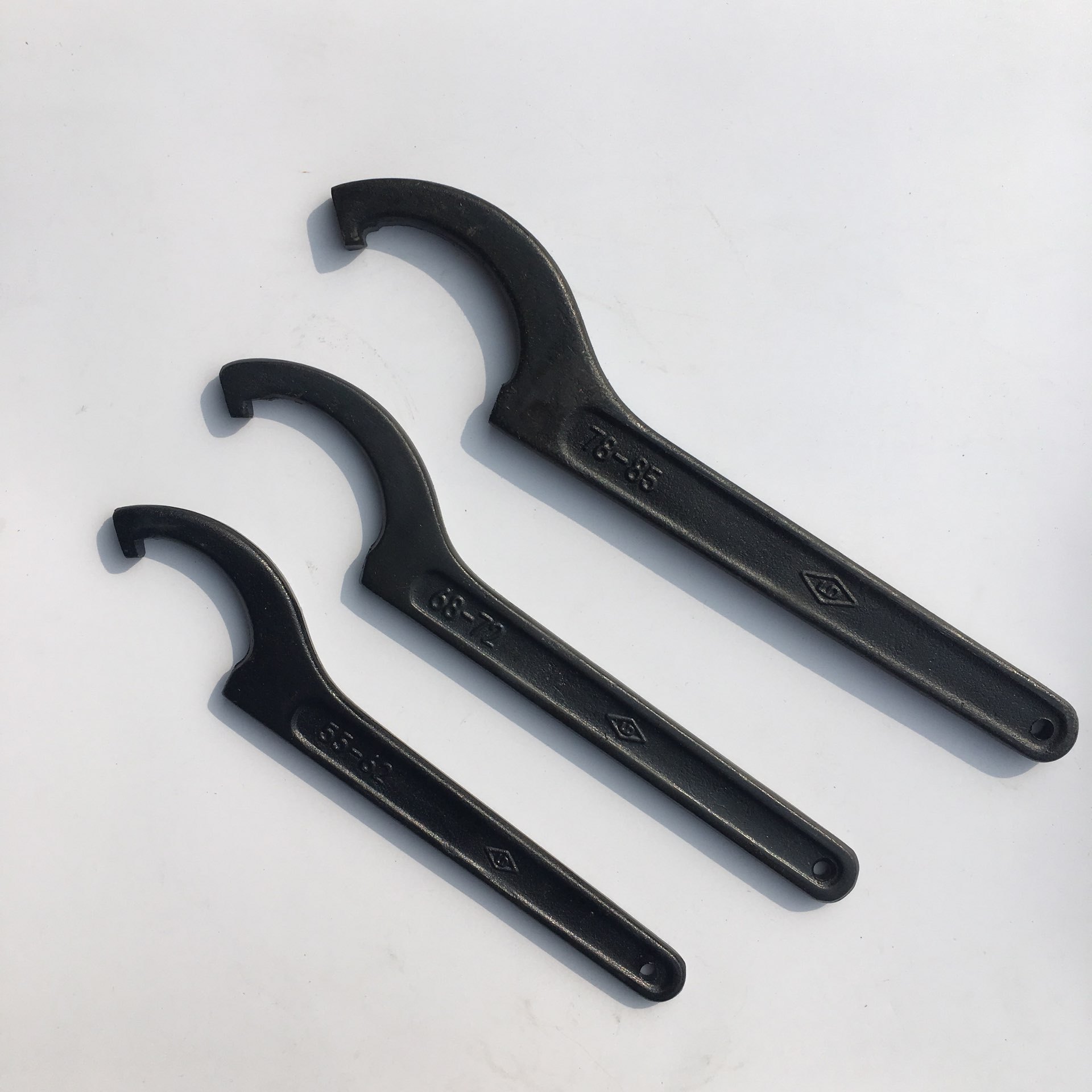 LD non-standard crescent wrench, hook wrench, round nut wrench, side hole hook wrench details Picture