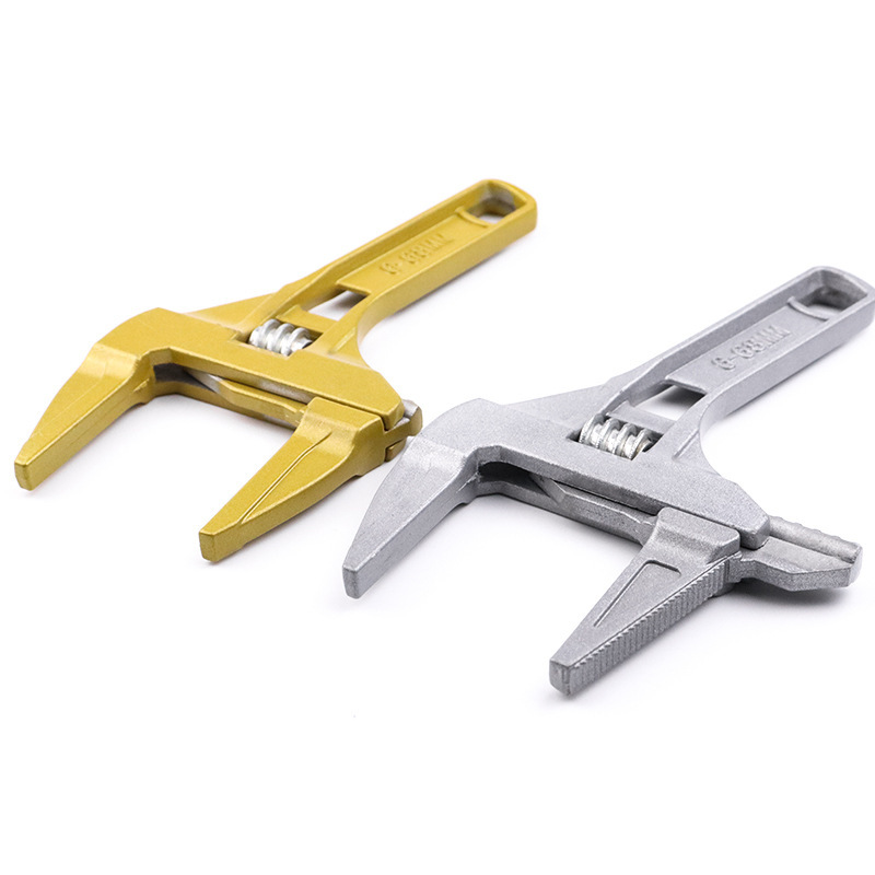 Wholesale large-opening aluminum alloy short-handle adjustable plumbing wrenches, pipe repair and bathroom wrenches from the manufacturer Application Scenario