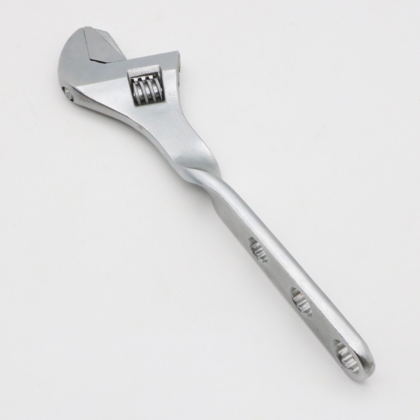 Wholesale of electroplated twist-handle multi-functional pipe and adjustable wrench, multi-purpose pipe wrench, adjustable wrench and hardware tools Application Scenario