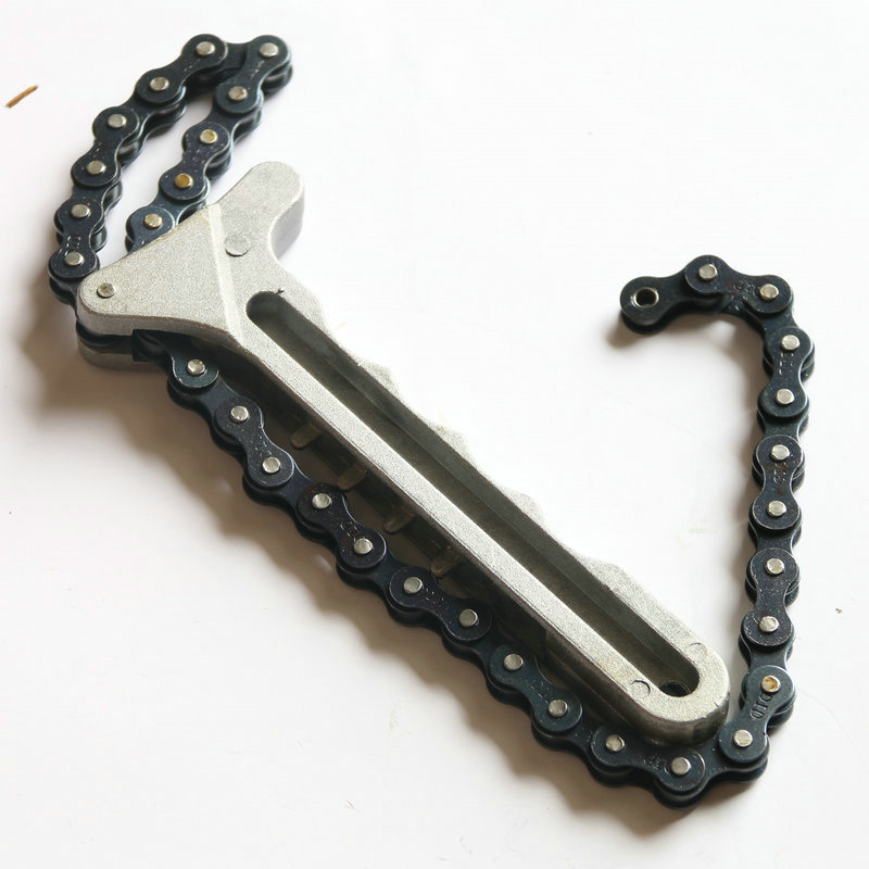 The manufacturer's Zhonggong aluminum chain wrench, chain-type auto repair oil grid wrench, auto repair tools Application Scenario