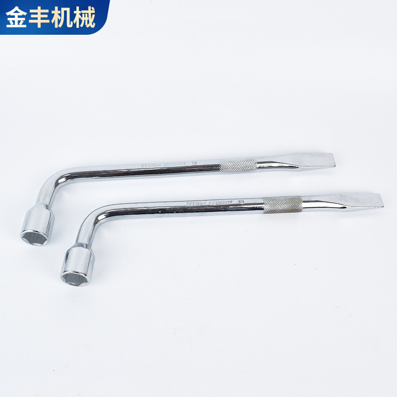 L-shaped car tire socket wrench, tire wrench, effort-saving disassembly crowbar wrench, maintenance elbow screw wrench Application Scenario