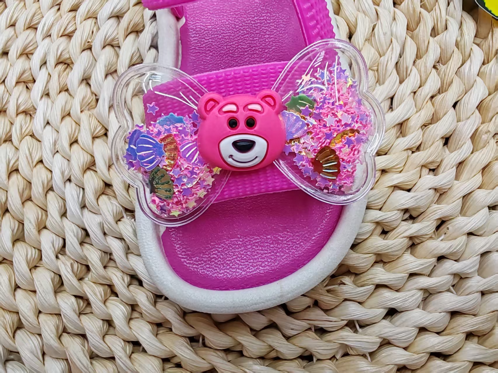 2025 New style girls' sandals with bow and cute bear soft soles Application Scenario