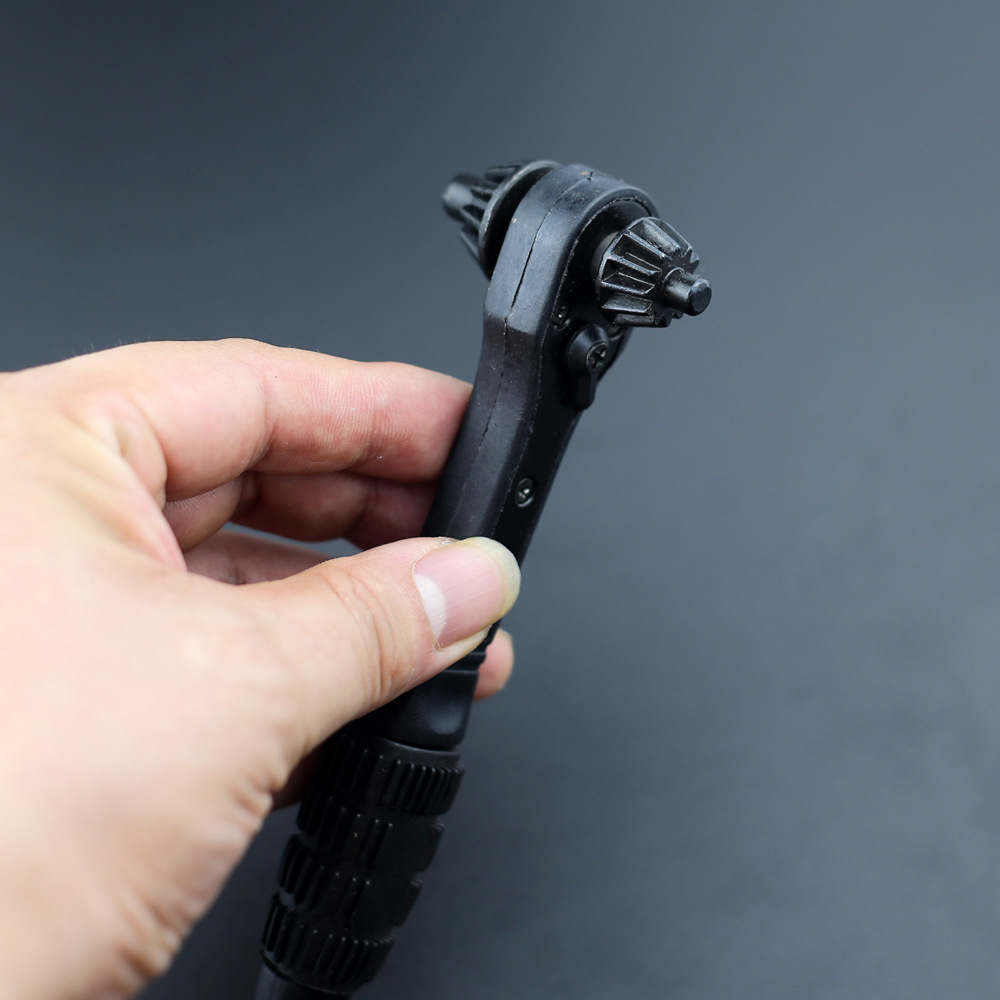 Two-in-one drill chuck, key wrench, manual black quick ratchet, dual-purpose at both ends for hardening and efficient fastening Application Scenario