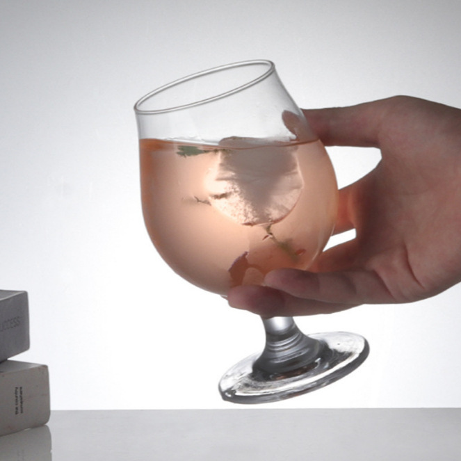 Wholesale household crystal glass brandy wine glasses, commercial low-footed glass crystal glass craft beer glasses for hotels full figure