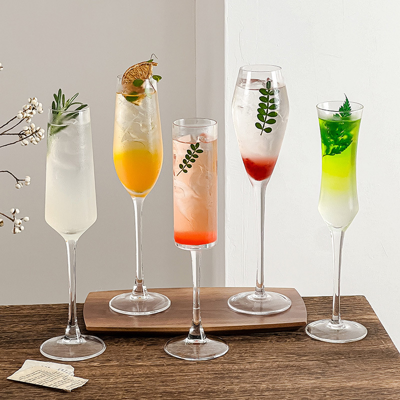 Classic glass champagne glass set: High appearance level straight tall glass for home use, and light luxury high-end cocktail glass for commercial use full figure