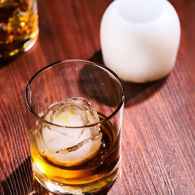 Libby classic whisky glasses, straight water glasses, household restaurant and hotel glass cups, round glass cups for spirits wholesale Application Scenario
