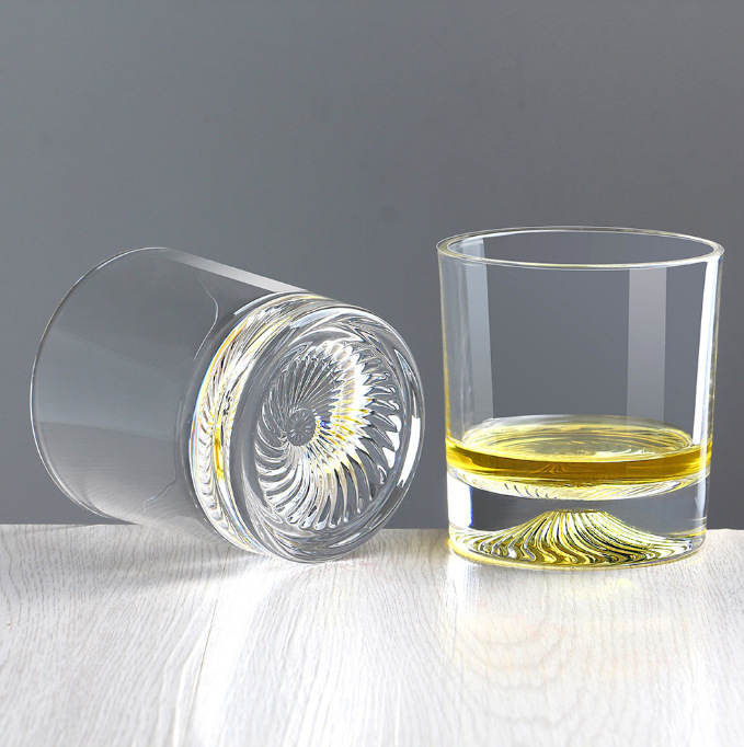 Factory wholesale Japanese-style glass wine glasses, household high-appearance-level transparent brandy glasses, creative background pattern whisky glasses Application Scenario