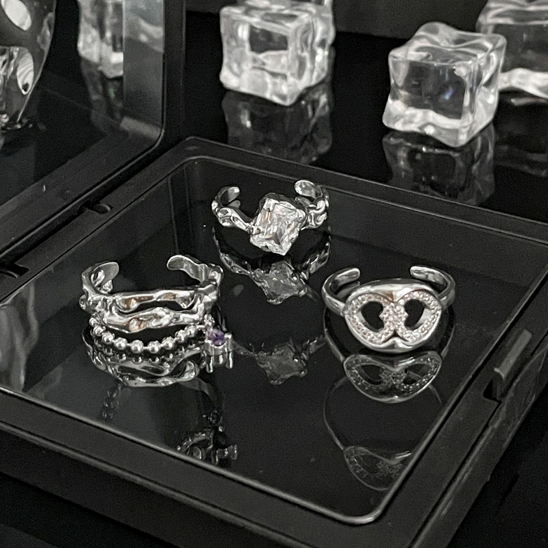 A niche design sense, light luxury, slightly inlaid chain, fashionable and individual open ring, a women's Instagram, cold style, quality food ring details Picture