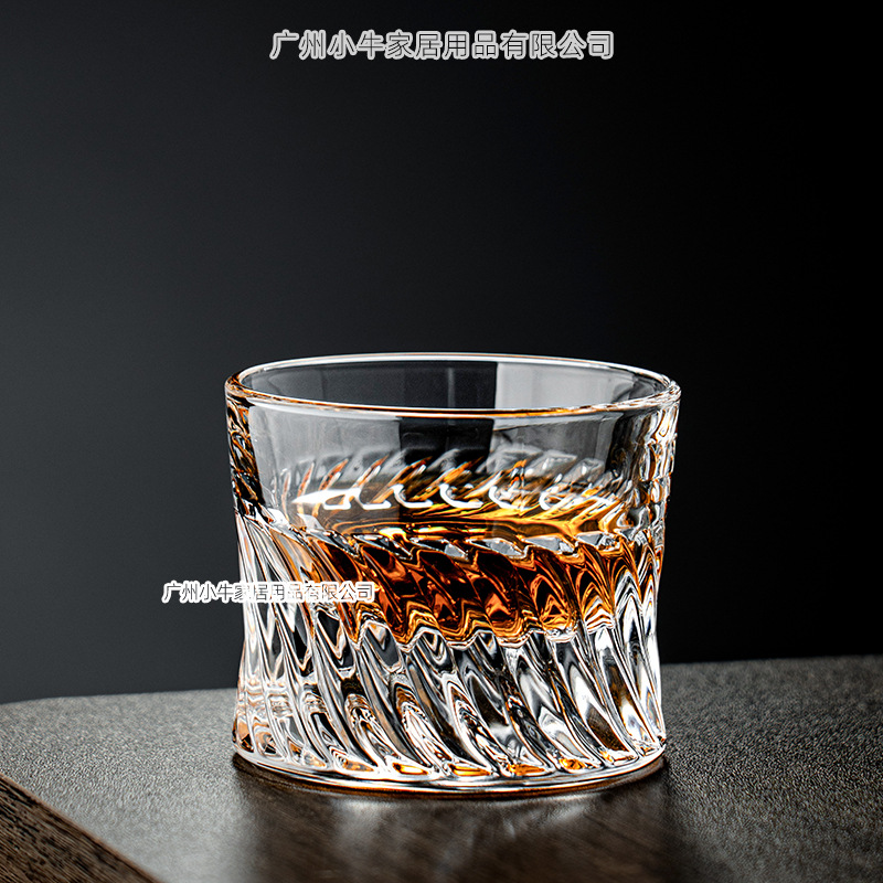 Light luxury glass spirits, Japanese engraved light luxury whisky glass, wide-mouthed thickened engraved whisky glass details Picture