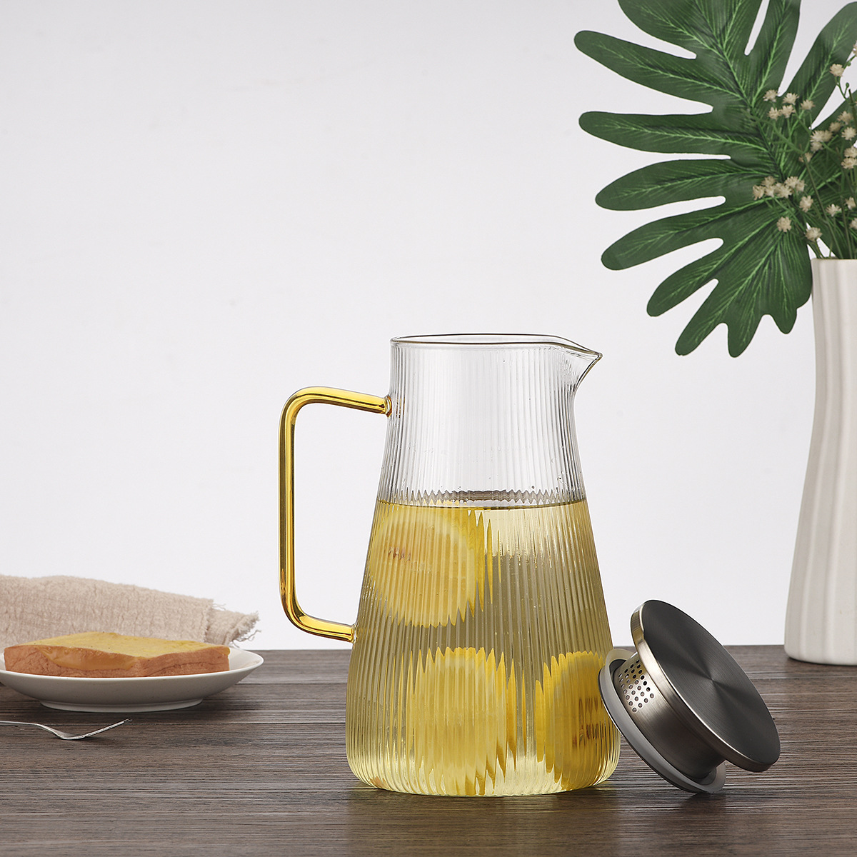 Heat-resistant high borosilicate water bottle, household cold boiled water bottle, duckbill cold water bottle set, glass cold water bottle and cup set details Picture