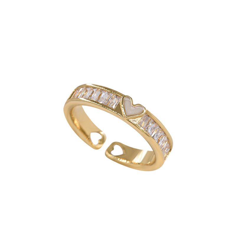 The heart-shaped zircon pig nose ring is a fashionable, versatile, niche design with a high-end feel for women. It's a new 2023 model Item Picture