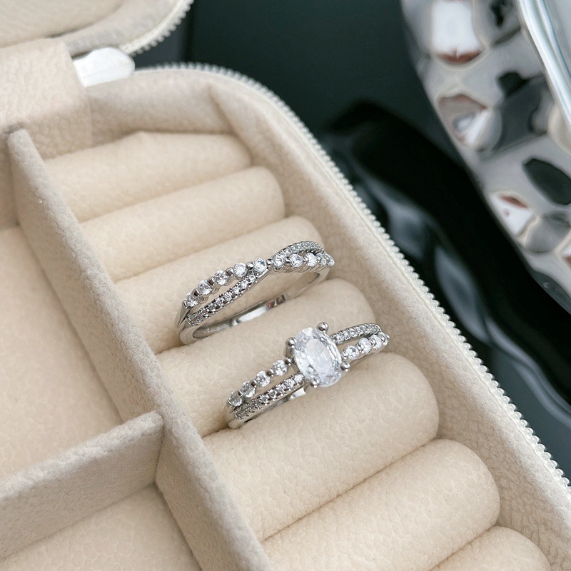 This elegant, fully diamond-studded, slightly sparkling, sweet, cool, and light luxury open-top ring is a niche design for women on Instagram. It's a friend ring with a cold style Specification drawing