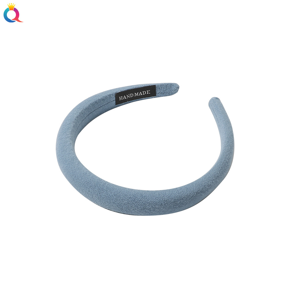 Qiyue solid-color sponge hairband, a unique and retro face-washing and hair-pressing headband, a sweet and trendy Korean-style red hairpin accessory Item Picture