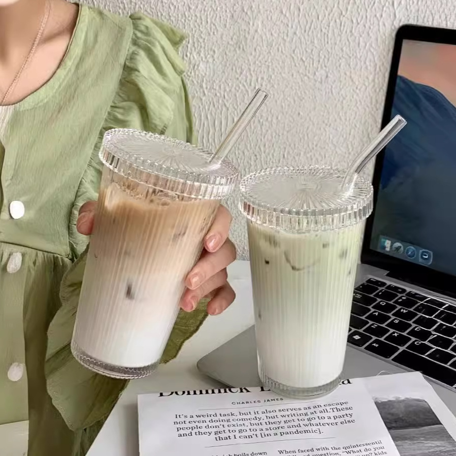 Vertical coffee cup, ins style, covered straw glass cup, home high school girls' appearance level, milk tea latte cup, drinking cup full figure
