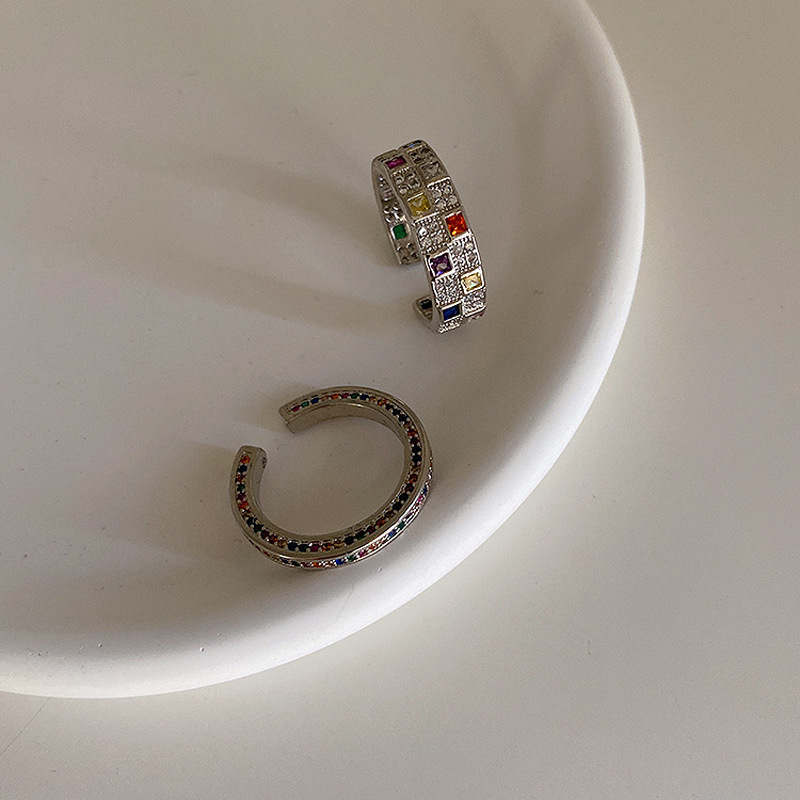 High-end colored zircon checkerboard pattern light luxury open ring for women, simple and versatile, elegant and fashionable food ring Specification drawing