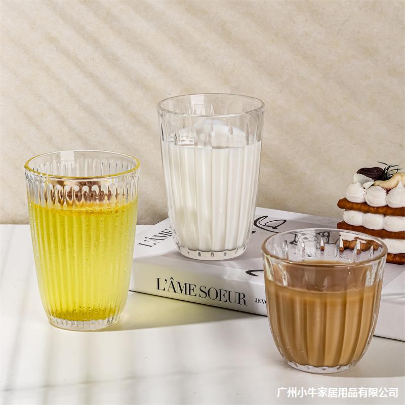 ins Cafe's retro vertical striped glass cups, single-item beverage cups, iced Americano cups, latte cups, latte art cups Application Scenario
