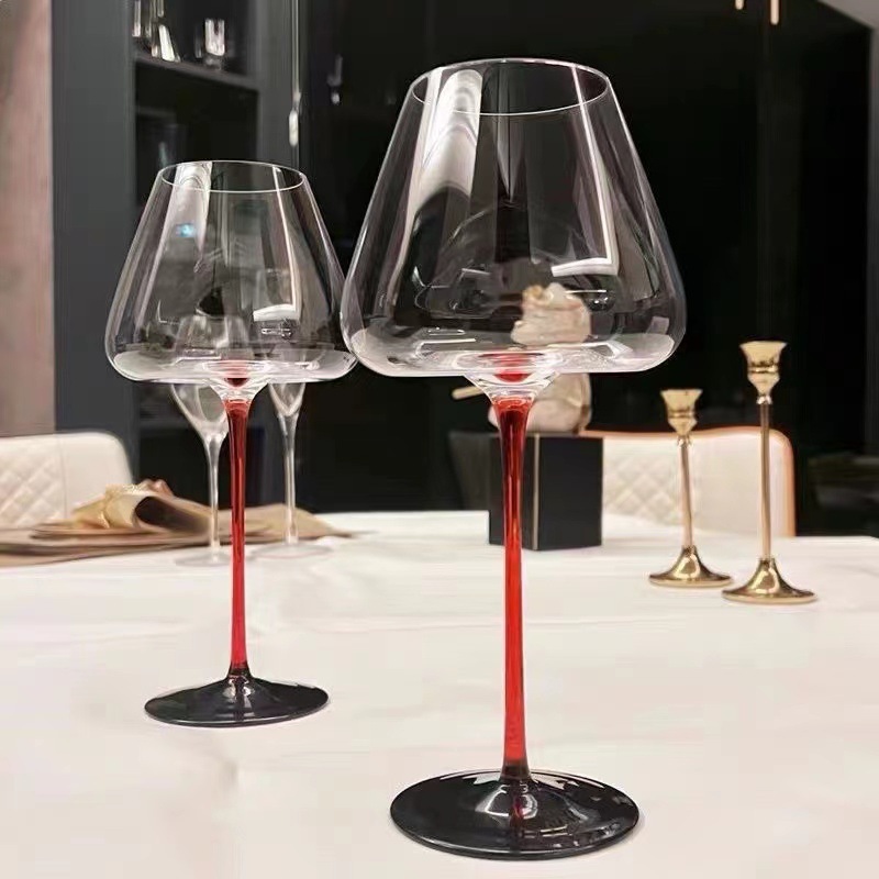 Crystal red wine glass, high-end and light luxury large red stem wine glass set, home Bordeaux large-bellied high-footed glass Application Scenario