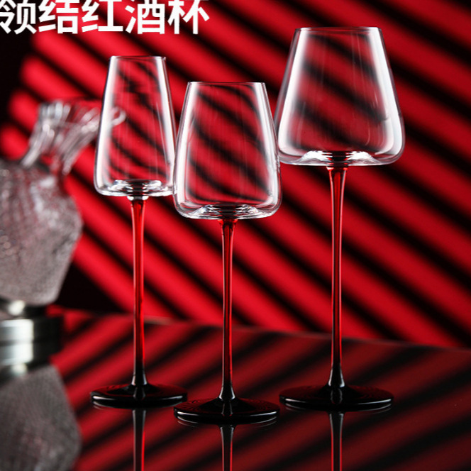 Factory direct-fired cold-cut red wine glasses, crystal wine glasses, Burgundy glasses, red bow tie, goblets, logo full figure