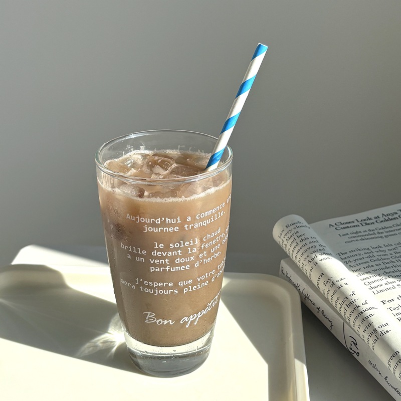 Ins-style large-capacity glass cups, simple letter juice cups, milk cups, coffee cups, breakfast cups full figure
