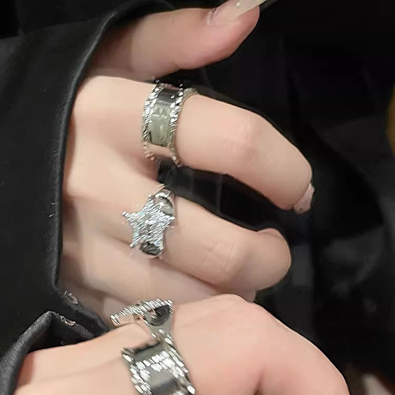 Five-pointed star high-end zircon niche ins androgical style open ring, female star exquisite layering personality ring details Picture