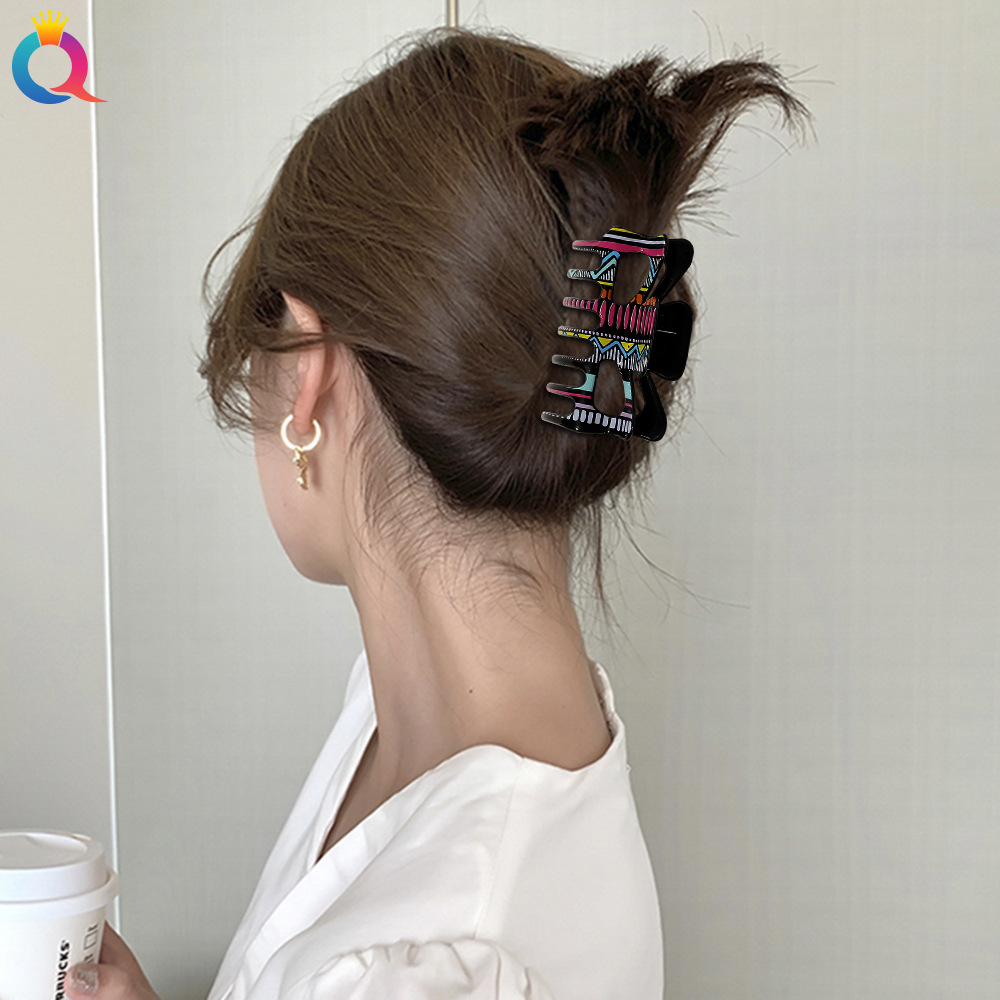 Qiyue European and American retro style hair clip, elegant lady's top clip, back of the head coiled hair clip, foreign style shark clip headwear details Picture