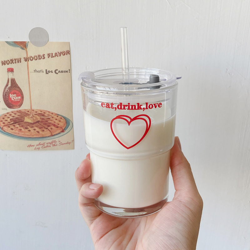 Korean InS-style heart-shaped bamboo joint cups, girlish glass cups, cute water cups, student straw cups, large-capacity cups full figure