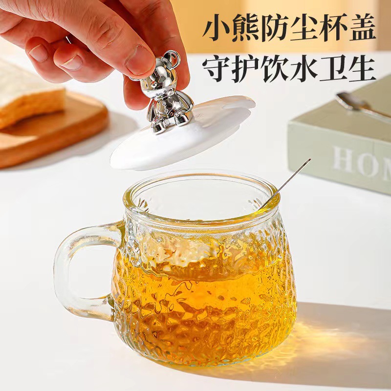Internet-famous bear mugs with LIDS, heat-resistant glass cups, couple water cups, high appearance level coffee cups, welfare water cups Application Scenario