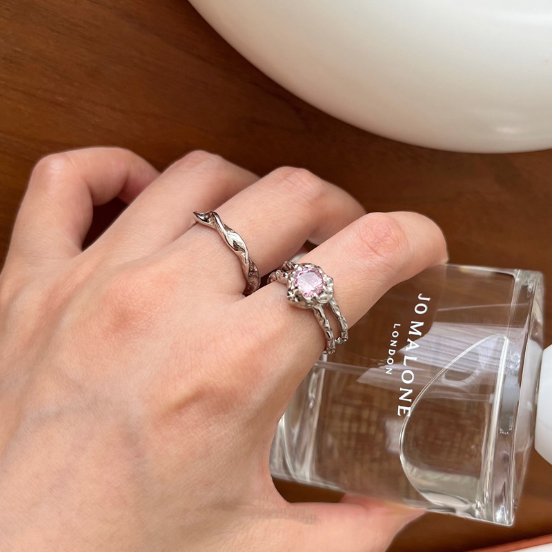 Irregular heart-shaped pink diamond zircon open ring for women, a niche Instagram cool style, individual and fashionable food ring full figure