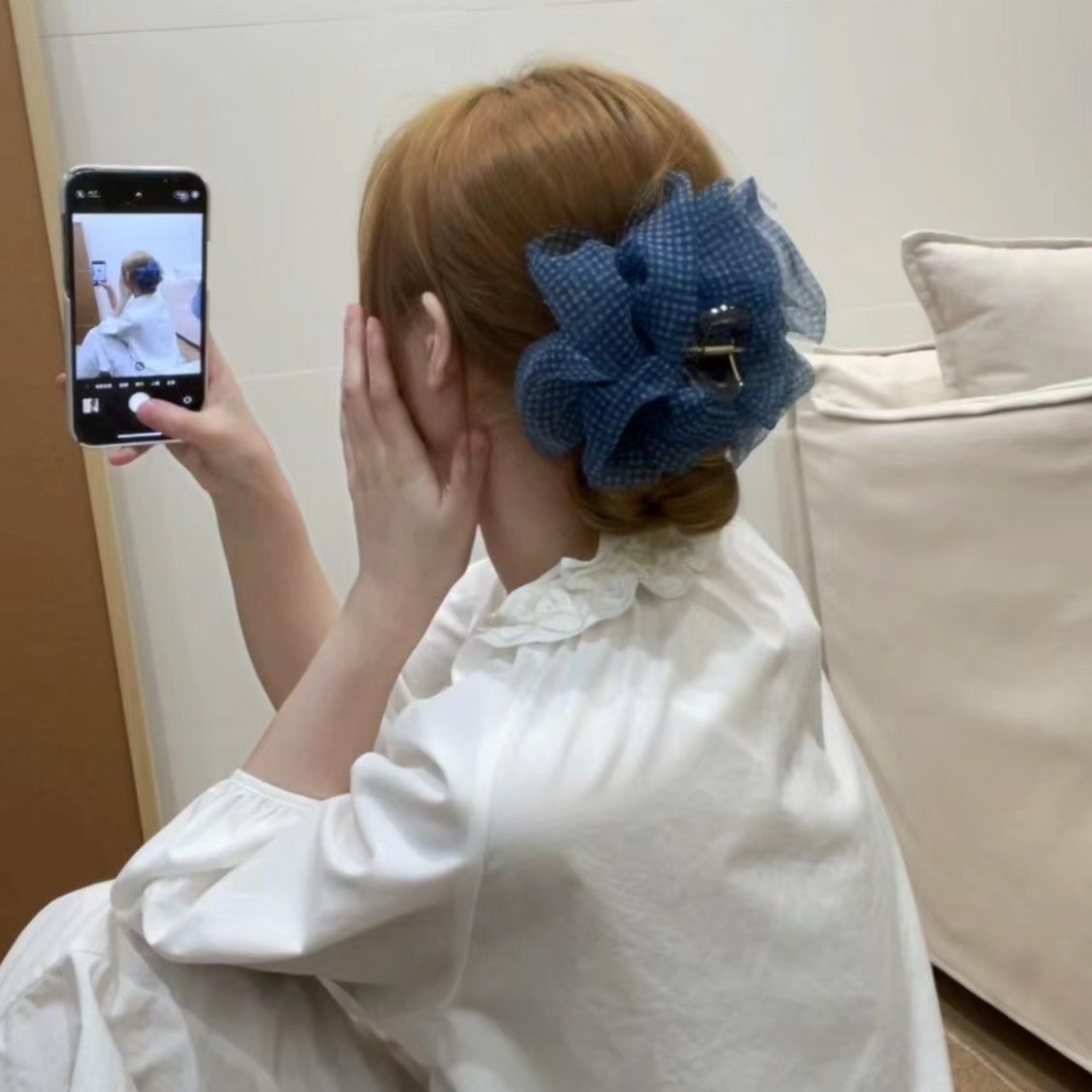 Blue checkered bubble tulle hair clipper shows hair volume, large shark clipper mesh tulle cloud pleated hair claws, large intestine circle for women full figure