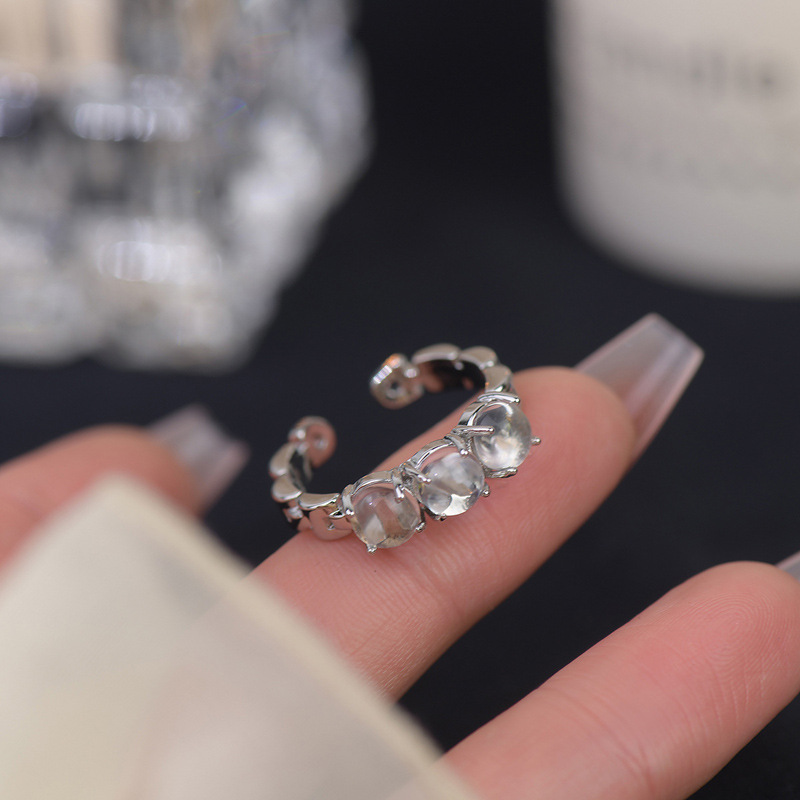 A cold and elegant moonstone open ring for women, a light luxury and high-end index finger ring, an Instagram trendy and niche new internet-famous ring Specification drawing
