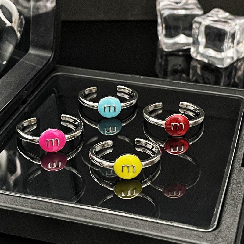 Letter candy-colored glazed M bean open ring, dopamine girl student personality and temperament simple and versatile ring Specification drawing