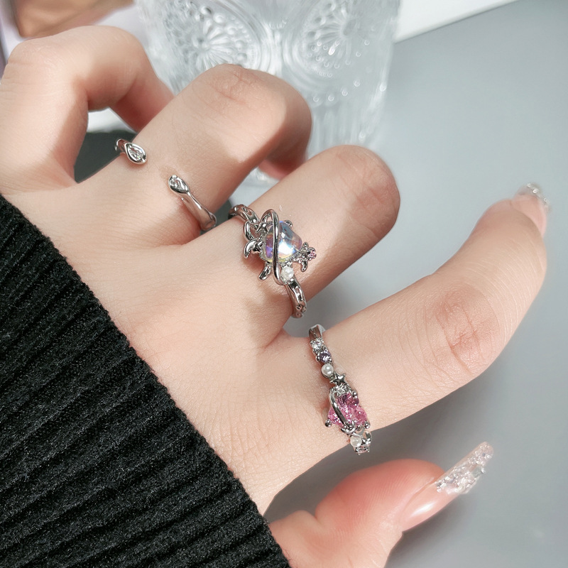 Light luxury and dazzling moonstone open ring, pink diamond heart, niche cold style, sweet and cool, exquisite and versatile food ring full figure