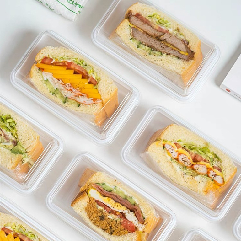 A single transparent packaging box for the popular sandwich cake, cut into pieces, and baked Swiss desserts Application Scenario
