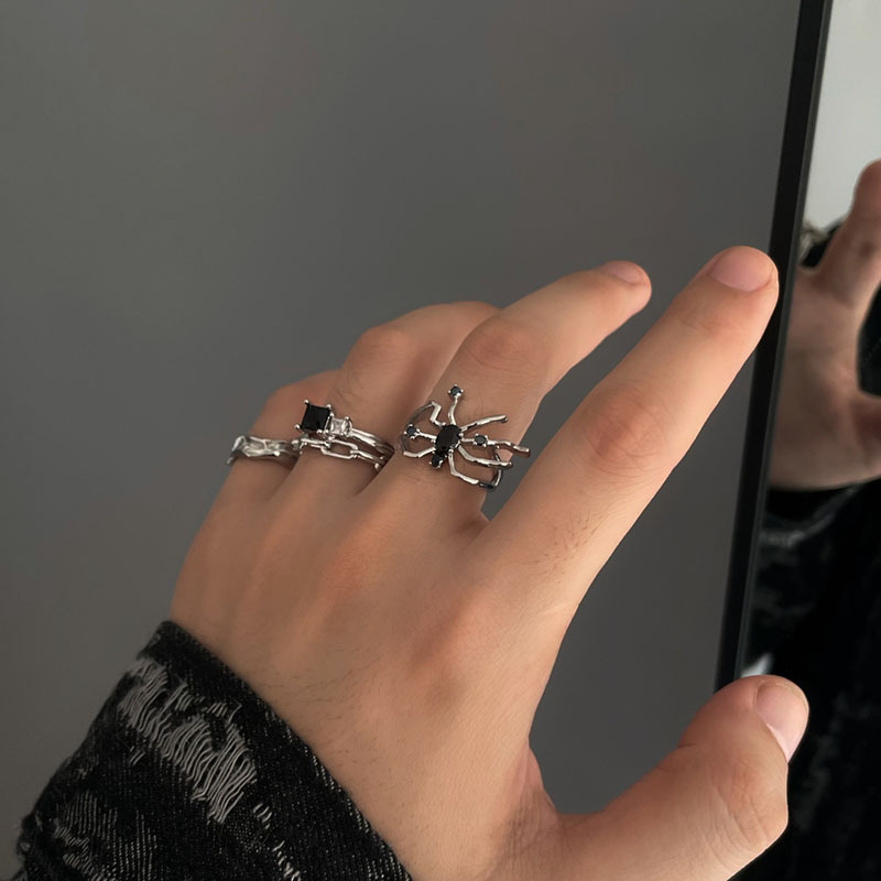 Dark spider-style, niche design, tin foil zircon open ring, a high-end and unique punk food ring for women, cool and trendy Specification drawing