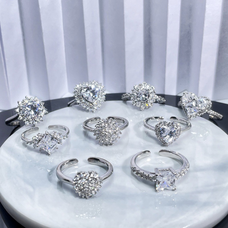 A French light luxury and high-end heart-shaped diamond zirconia open ring for women on Instagram, with a cool style and versatile style details Picture