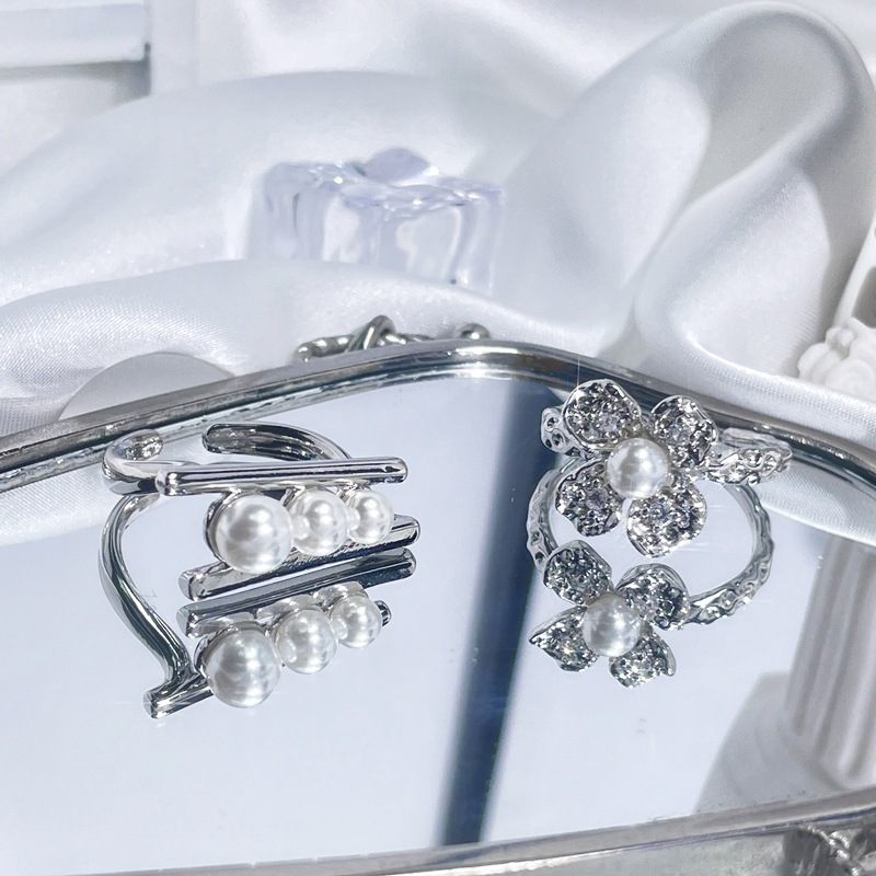 Sweet and cool style flower pearl open ring for women's fashion, exquisite and versatile personality ring, ins cold style index finger ring details Picture