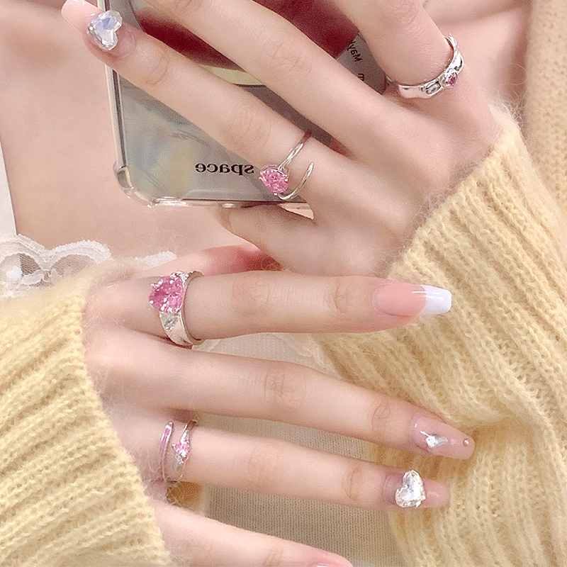 Sweet and cool pink heart-shaped zircon ring for women, full diamond sweet style ring, fashionable and versatile open ring full figure