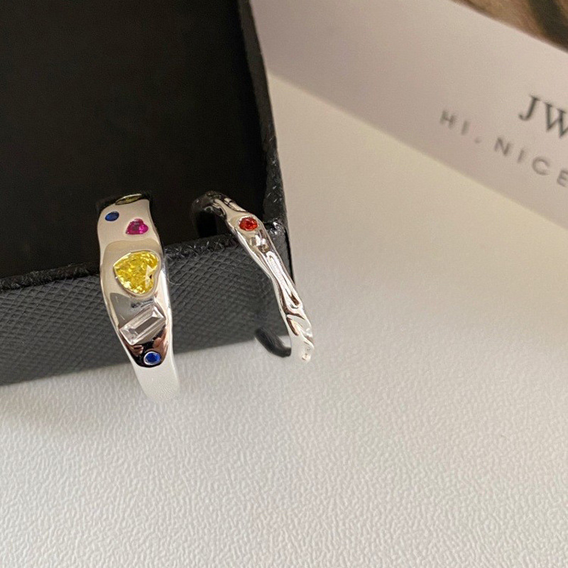 Colorful diamond zircon heart-shaped open ring, a niche design ring with a girlish heart, a light luxury and high-end feel, a unique sweet and cool ring Specification drawing