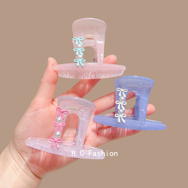 The cute and versatile jelly hair clip, the bow scratch-off clip with a high-end feel, and the shark clip accessory for the back of the head details Picture