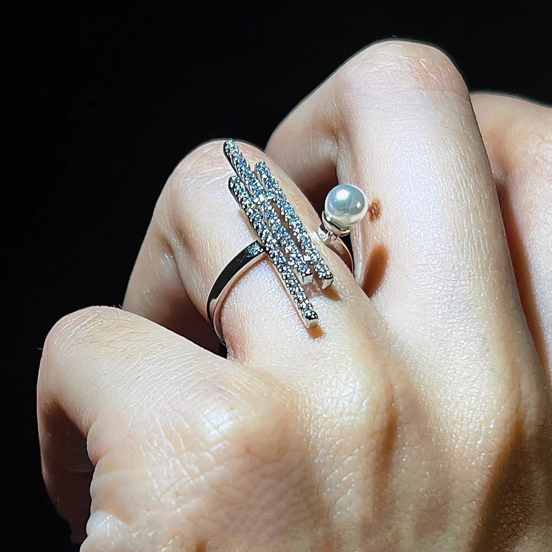 A light luxury and high-end line zircon pearl inlaid open-mouth ring for women's ins, with a cold style and fashionable personality Specification drawing