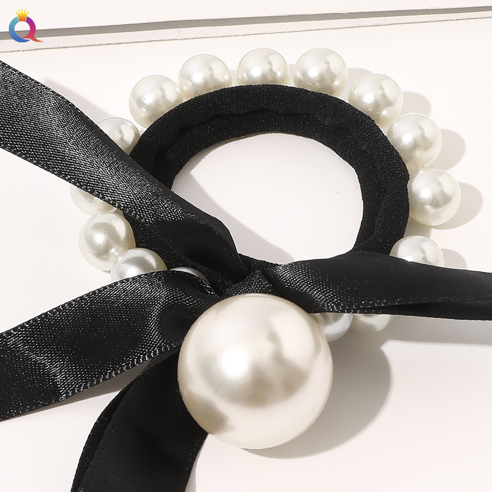 Qiyue Xiaoxiangfeng black bow hair band, thousand-bird check pearl hair tie, hair band, sweet internet-famous hair accessory for women wholesale Application Scenario