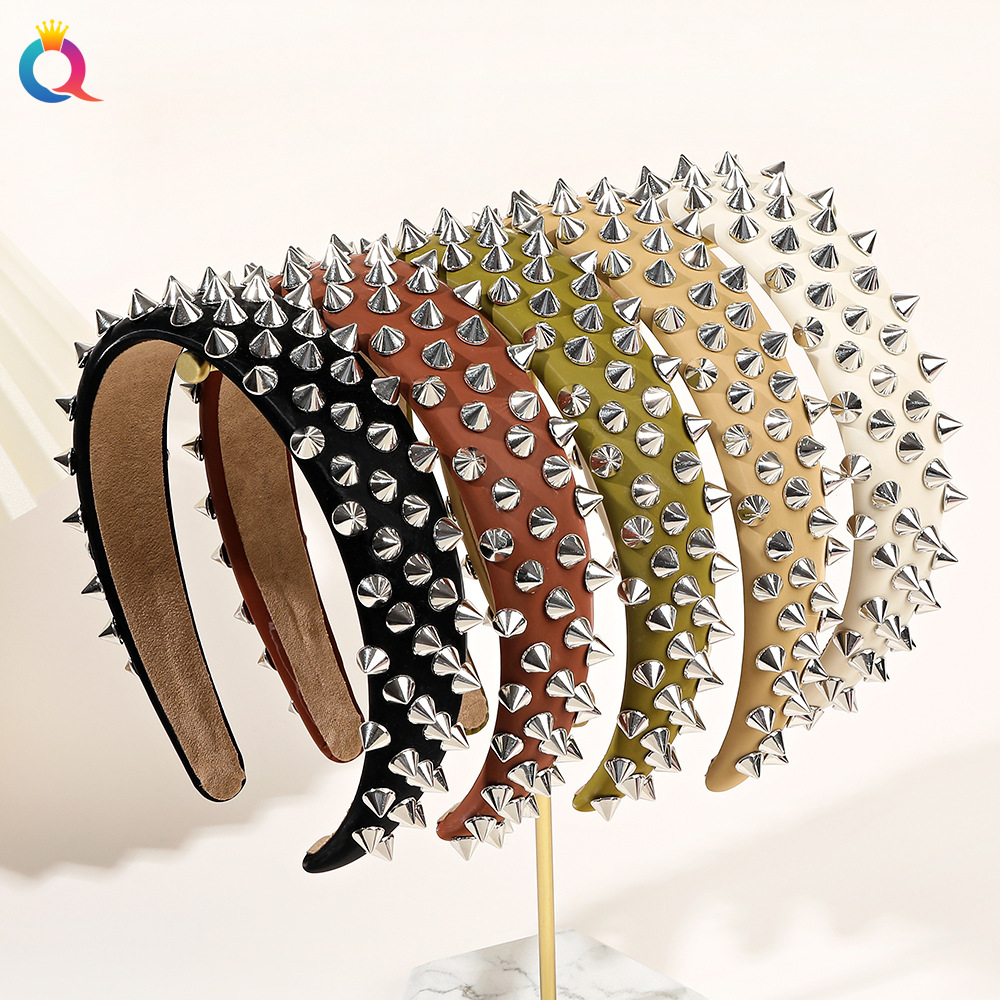 Qiyue European and American retro rivet hair bands, high top leather headbands, high-end face-washing hair hole women's hair accessories wholesale details Picture