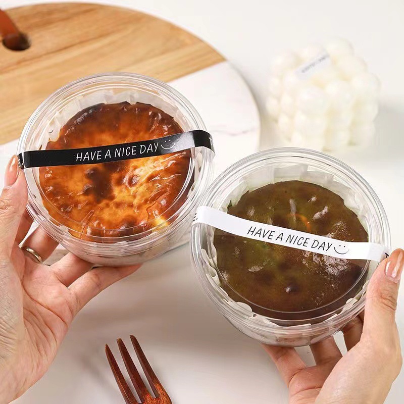 Basque cake packaging box, 4-inch round transparent dessert packing box, cake strawberry pastry, oiled paper baking box Application Scenario