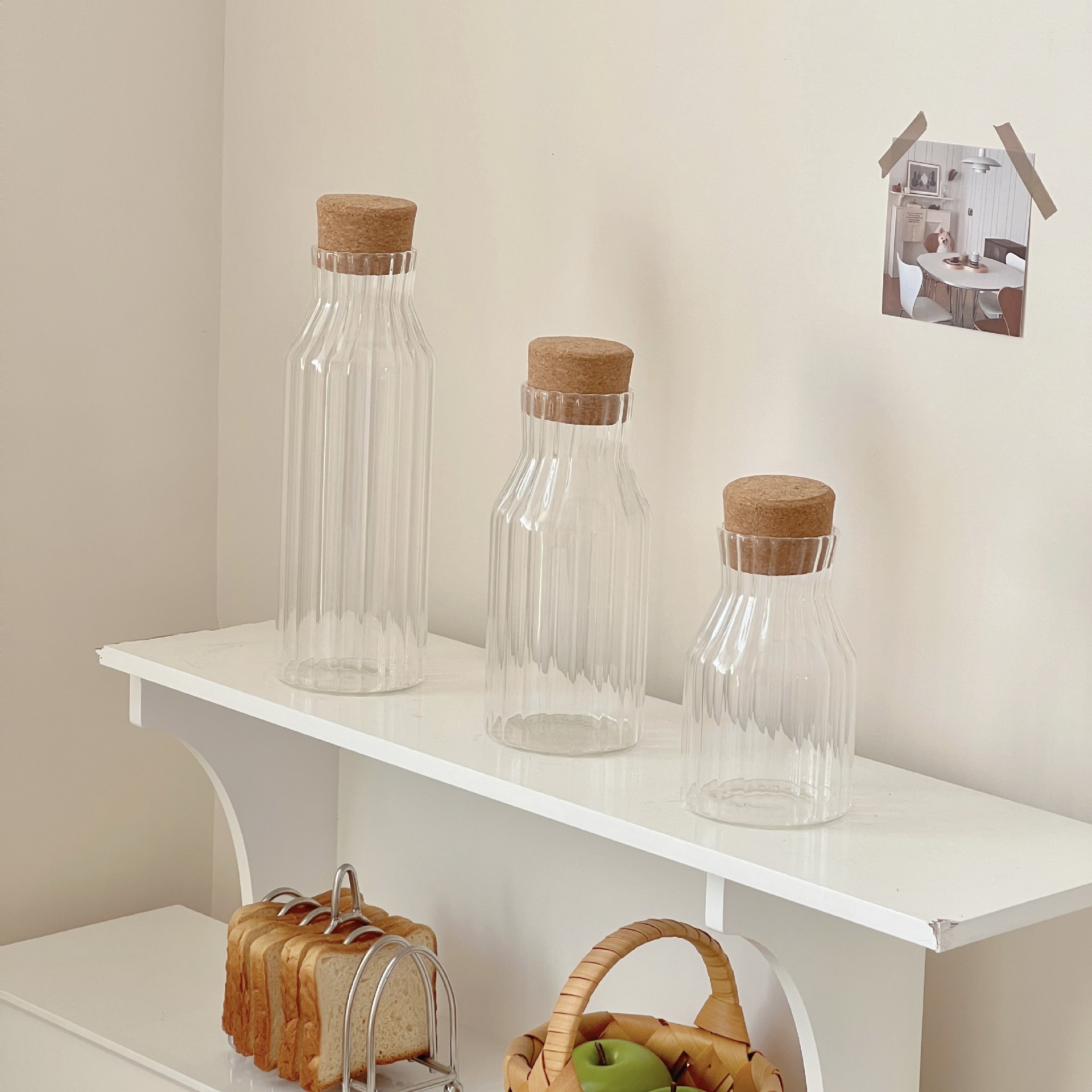 Cross-border high borosilicate glass storage tank, household dried fruit, coarse grain and tea storage bottle, cork, coffee bean sealed details Picture