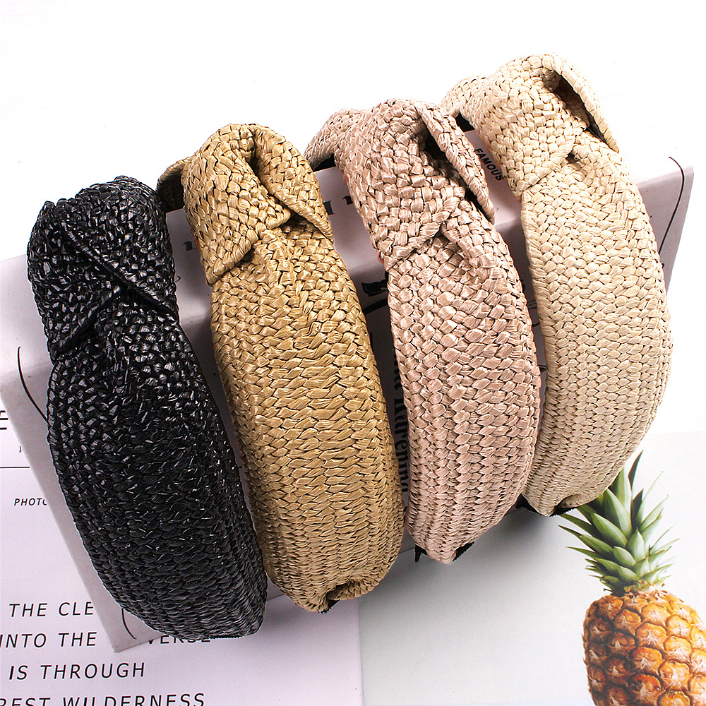 Qiyue's new Spring/Summer 2019 straw hair band, a Lafite straw hair band headwear, is the same style as the Internet celebrity full figure